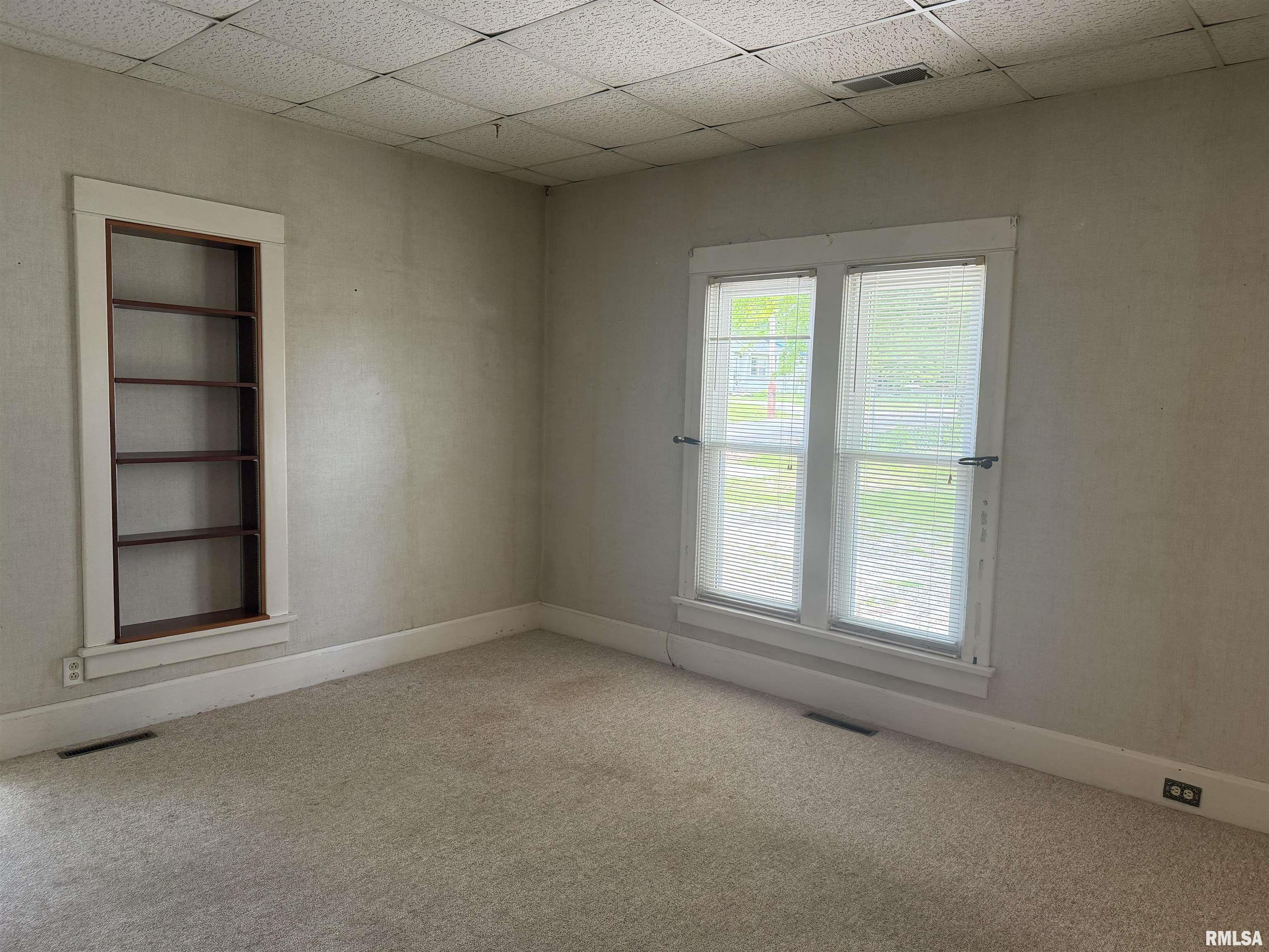 927 South Garfield Street Macomb, IL 61455 - Photo 18 of 44