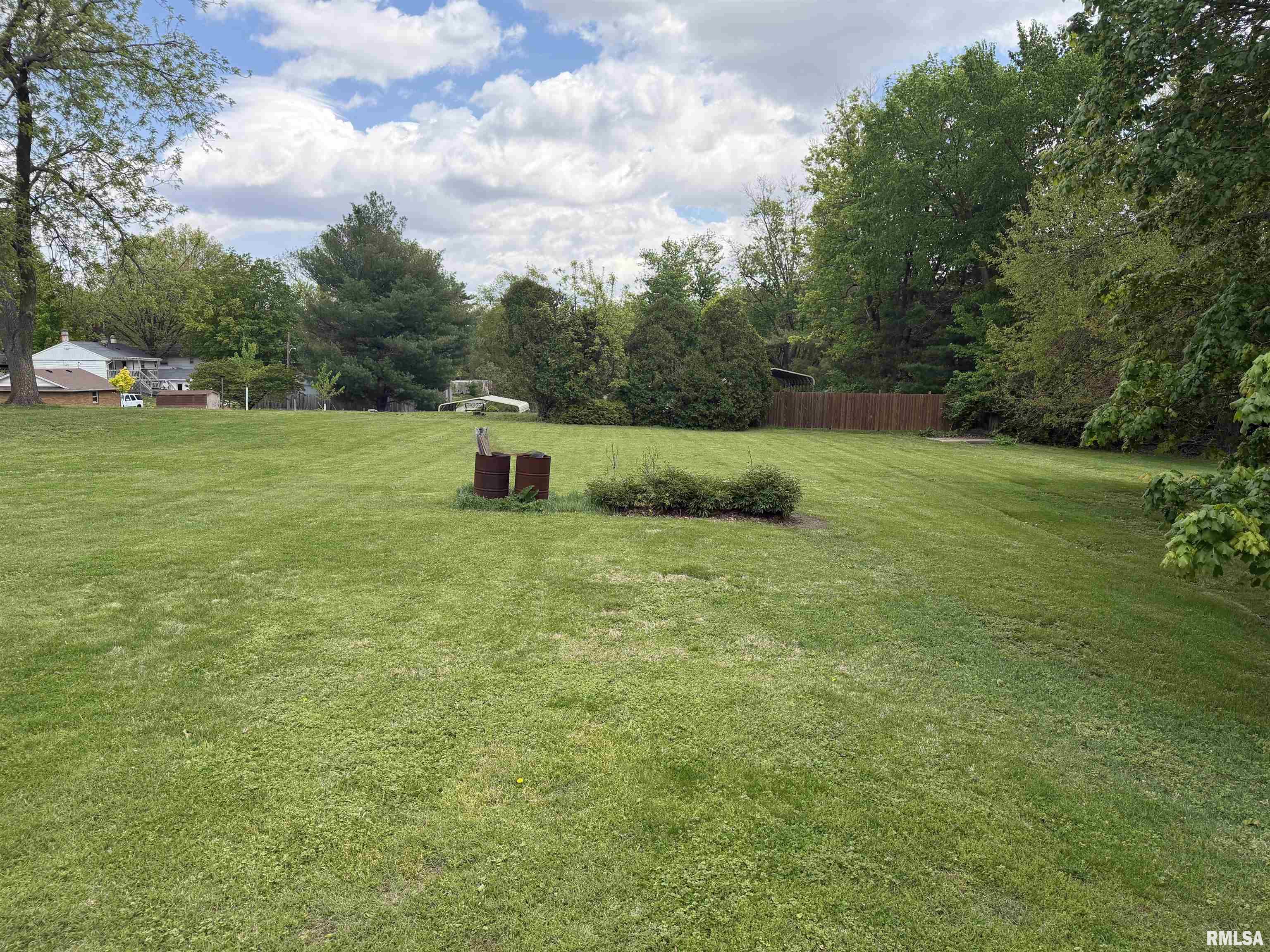 927 South Garfield Street Macomb, IL 61455 - Photo 7 of 44