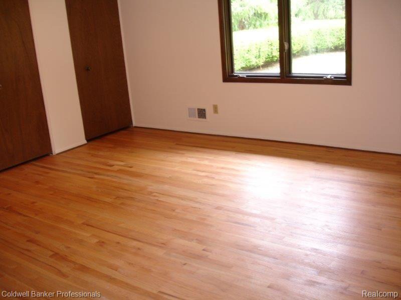 6721 Inkster Road Bloomfield Hills, MI 48301 - Photo 11 of 24 Master Bedroom