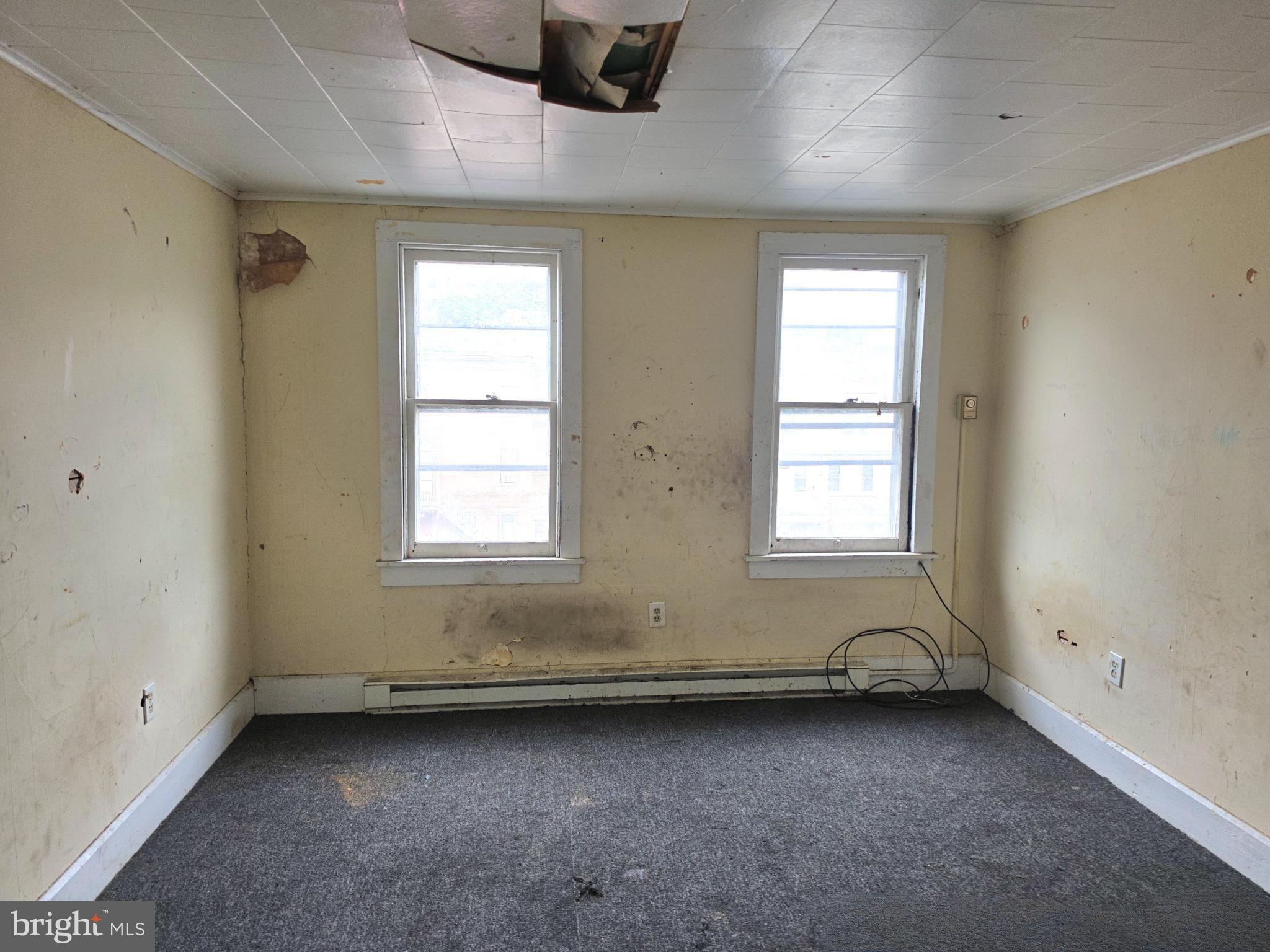 306 South 5th Street Shamokin, PA 17872 - Photo 13 of 17