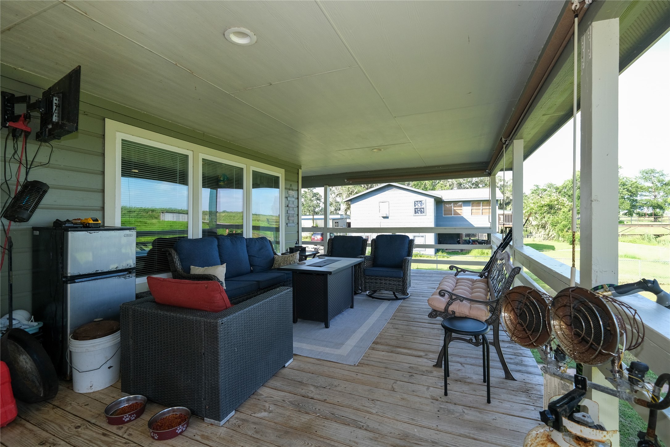 29523 County Road 25 Damon, TX 77430 - Photo 22 of 42 Porch View 2