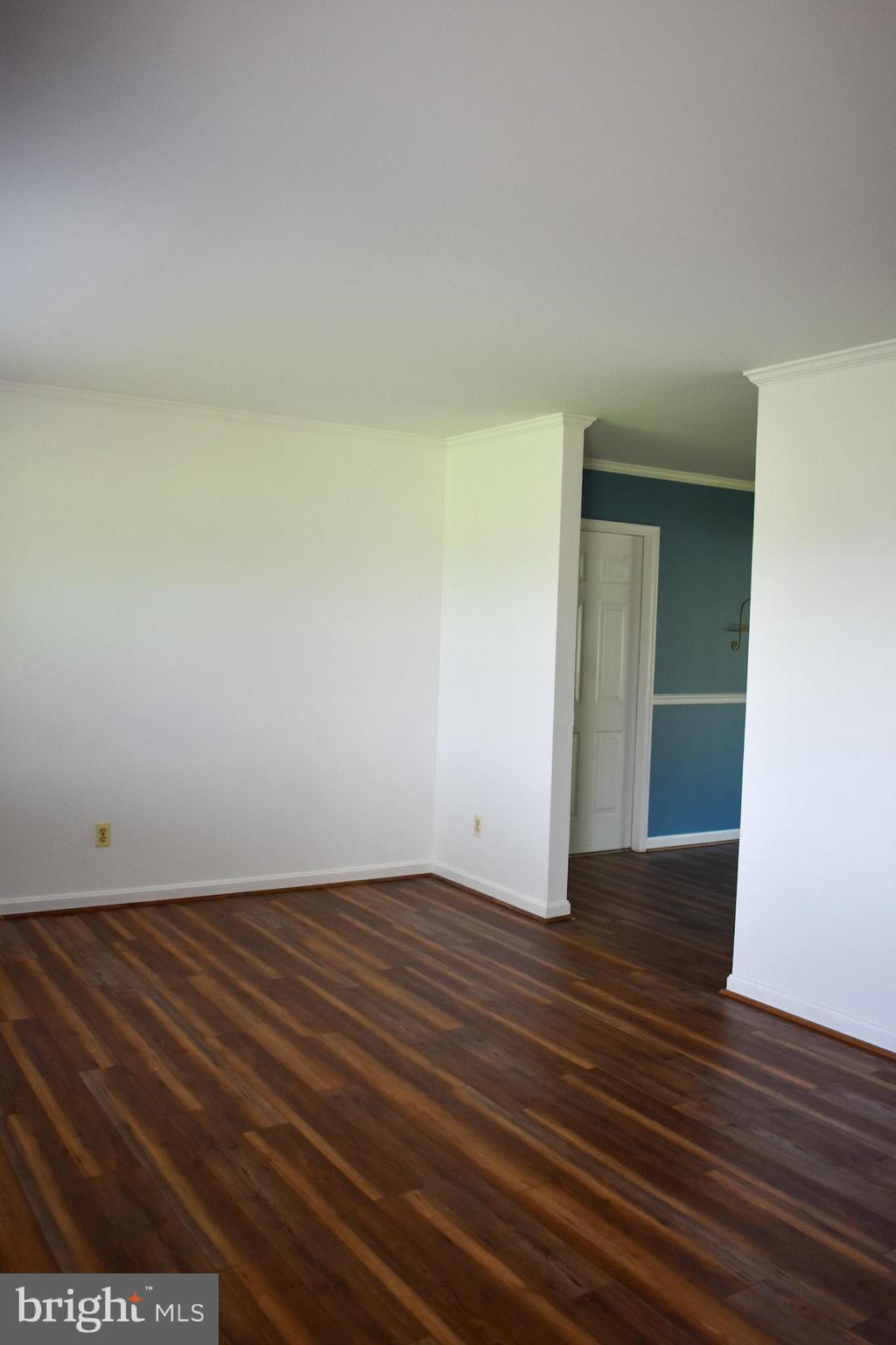 15650 Gibson Mill Road Culpeper, VA 22701 - Photo 6 of 28 Spacious room with inviting hardwood floors.