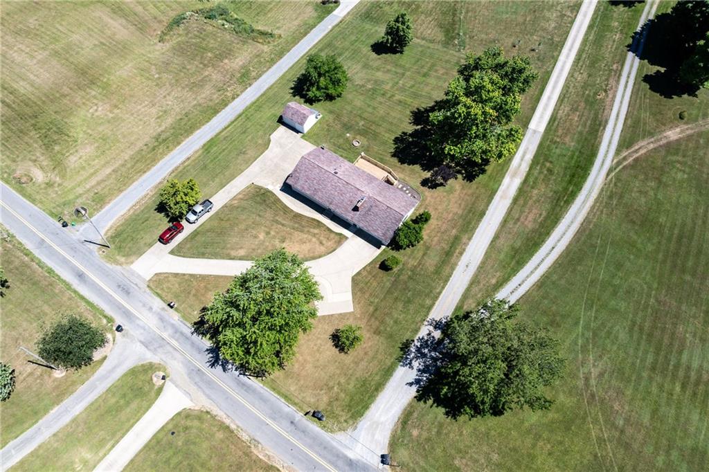 952 Achortown Road Beaver Falls, PA 15010 - Photo 38 of 43 an aerial view of house with a yard