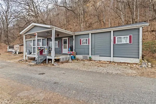 $65,000 | 798 Broadway, Kampsville, IL 62053