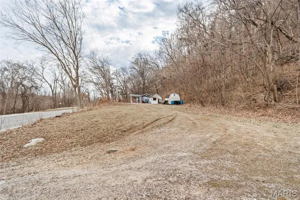 $65,000 | 798 Broadway, Kampsville, IL 62053