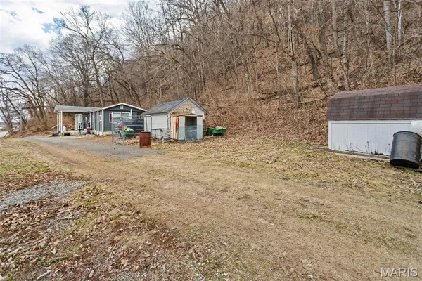 $65,000 | 798 Broadway, Kampsville, IL 62053