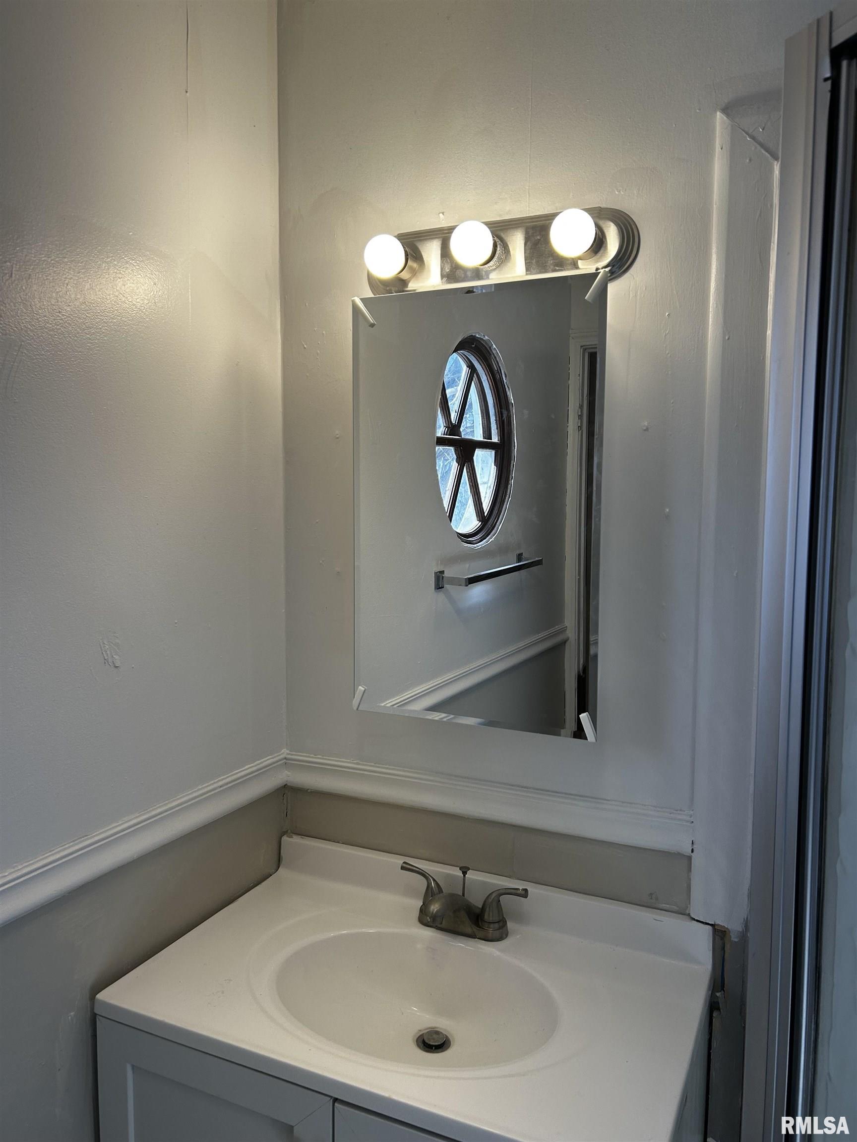 126 Amsler Street, Unit B Bartonville, IL 61607 - Photo 9 of 9