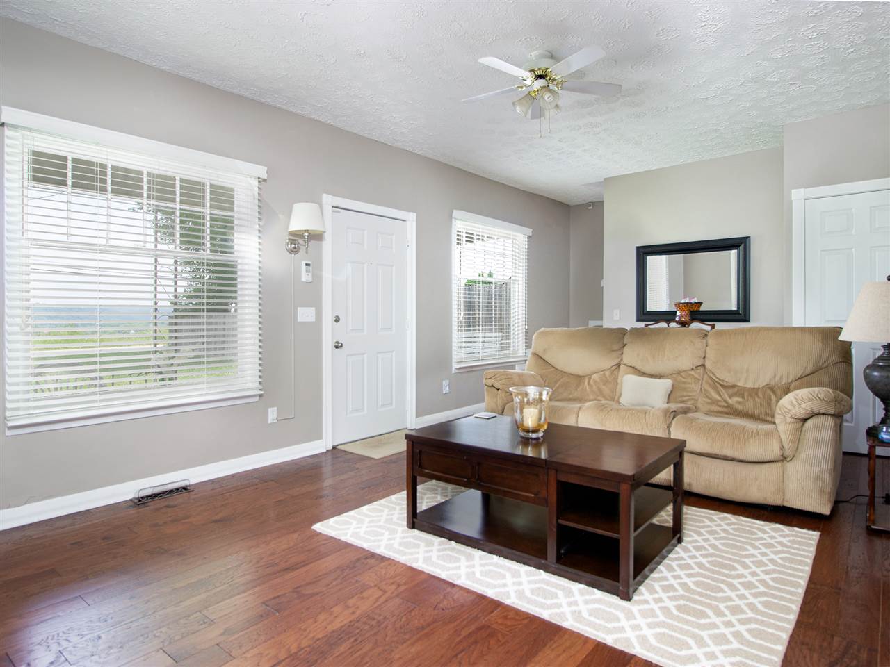 5097 West Pea Ridge Road Huntington, WV 25705 - Photo 4 of 26 Gallery Image 4