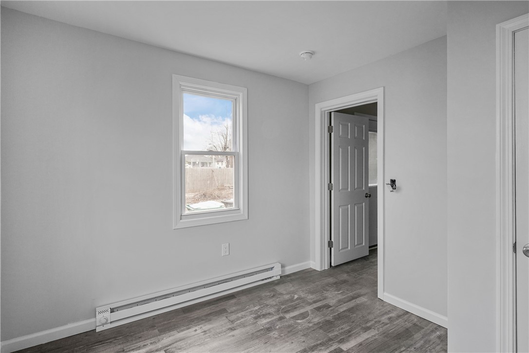 12 Wade Street Warwick, RI 02889 - Photo 9 of 20