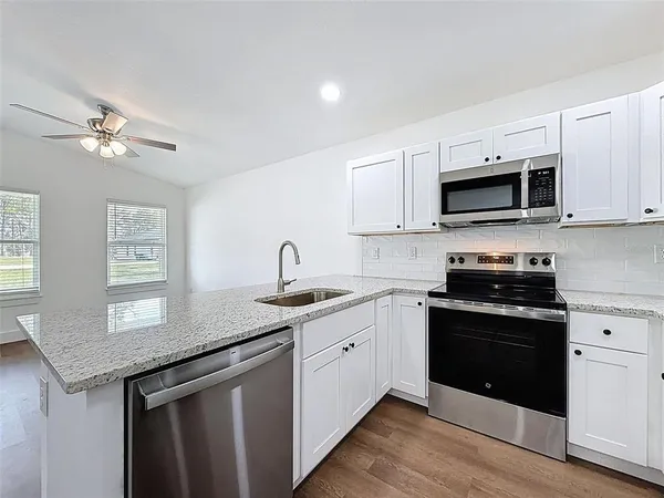 $255,500 | 10370 Golden Avenue, Weeki Wachee, FL 34613