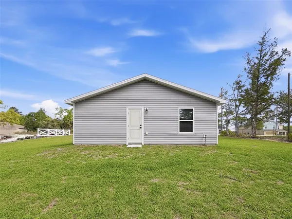 $255,500 | 10370 Golden Avenue, Weeki Wachee, FL 34613