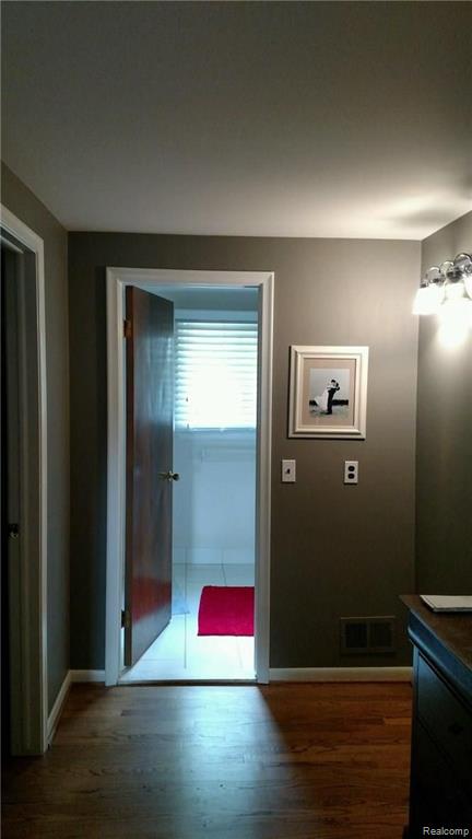 710 Rutgers Road Rochester Hills, MI 48309 - Photo 21 of 31