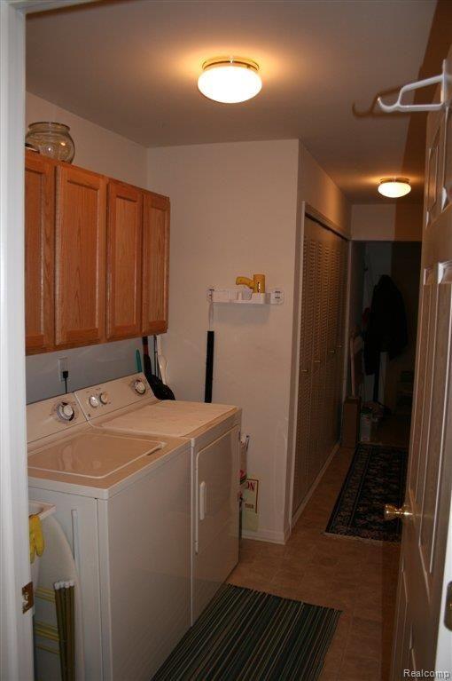 1856 Flagstone Circle, Unit 50 Rochester, MI 48307 - Photo 15 of 15 Flagstone Wood 019.JPG