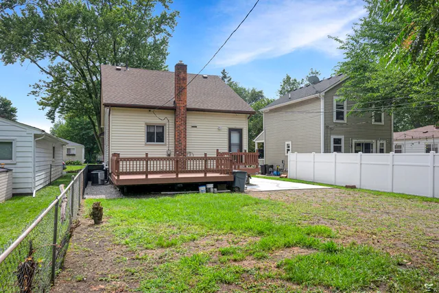 $2,100 | 1753 College Street, Ferndale, MI 48220