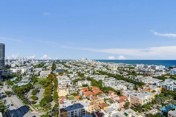 $899,000 | 90 Alton Road, Unit 2907, Miami Beach, FL 33139