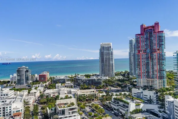 $899,000 | 90 Alton Road, Unit 2907, Miami Beach, FL 33139