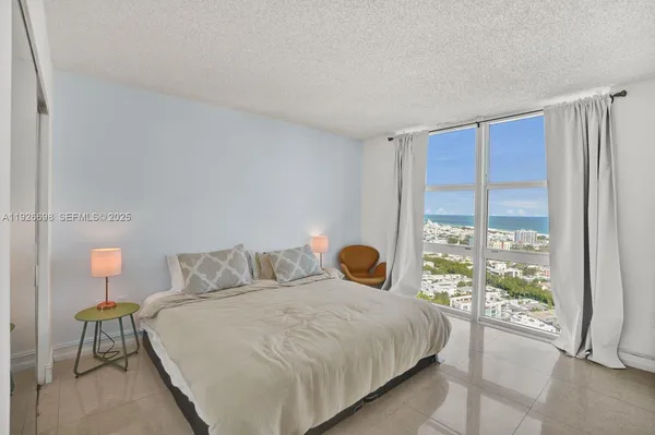 $899,000 | 90 Alton Road, Unit 2907, Miami Beach, FL 33139