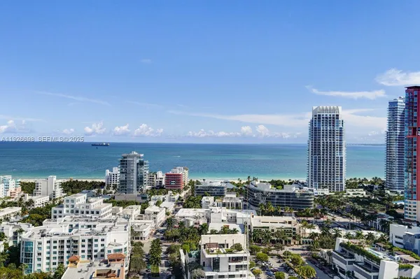 $899,000 | 90 Alton Road, Unit 2907, Miami Beach, FL 33139