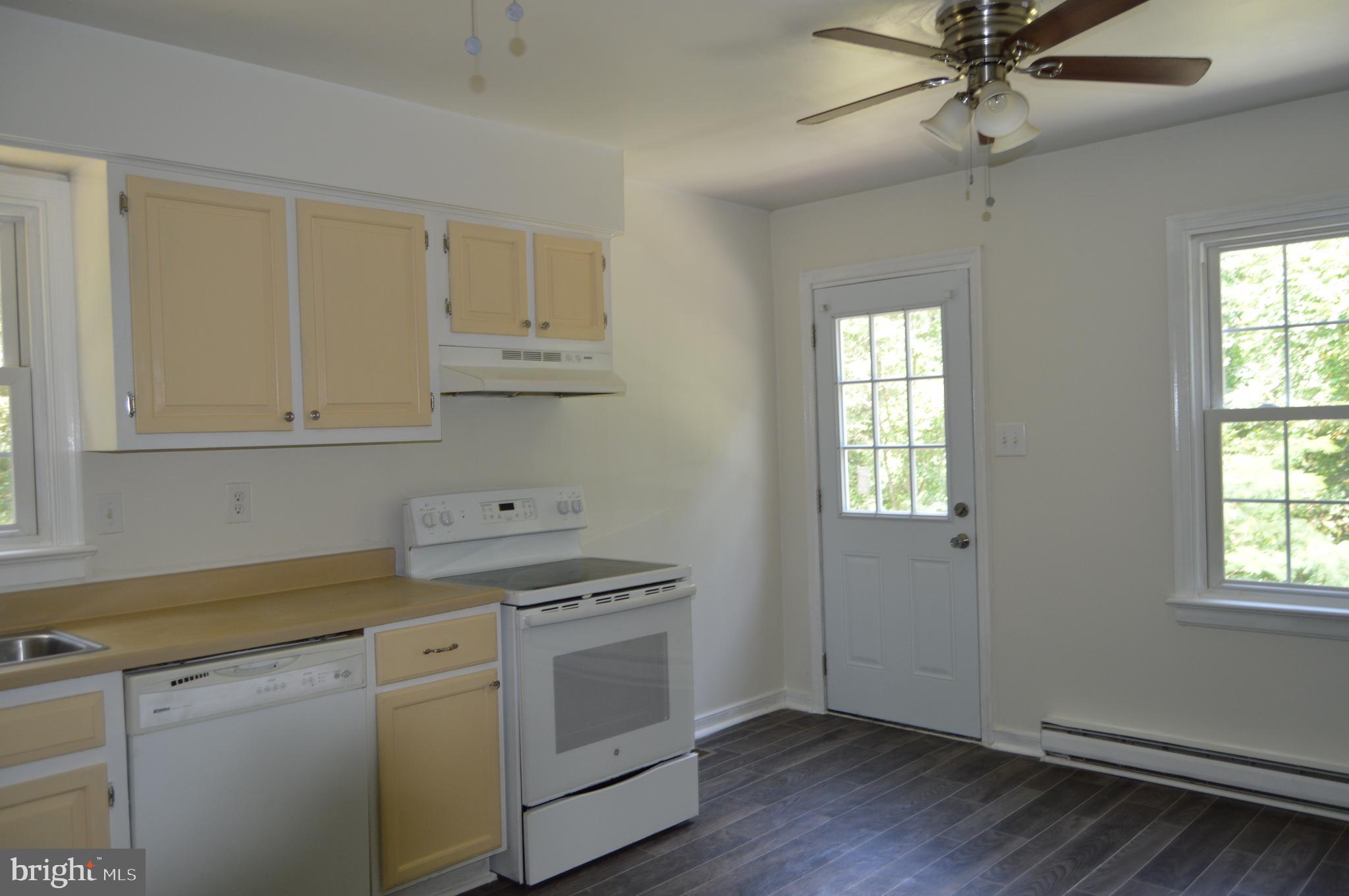 15155 Concord Road Ruther Glen, VA 22546 - Photo 3 of 12 Gallery Image 3