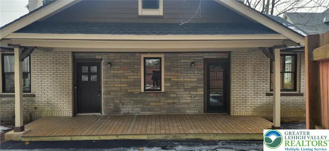 $285,000 | 425 Pine Street, Unit REAR, Catasauqua, PA 18032