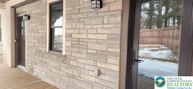 $285,000 | 425 Pine Street, Unit REAR, Catasauqua, PA 18032