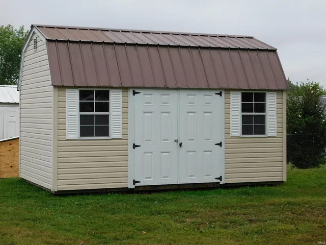 $209,900 | 1406 Hillcrest Road, Bedford, IN 47421