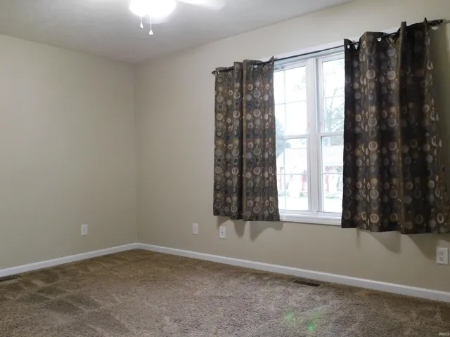 $209,900 | 1406 Hillcrest Road, Bedford, IN 47421