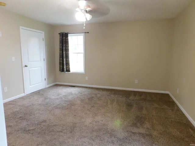 $209,900 | 1406 Hillcrest Road, Bedford, IN 47421