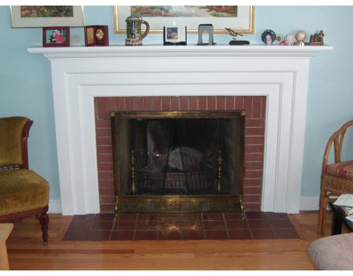 885 South Branch Parkway Springfield, MA 01118 - Photo 6 of 20 Gallery Image 6