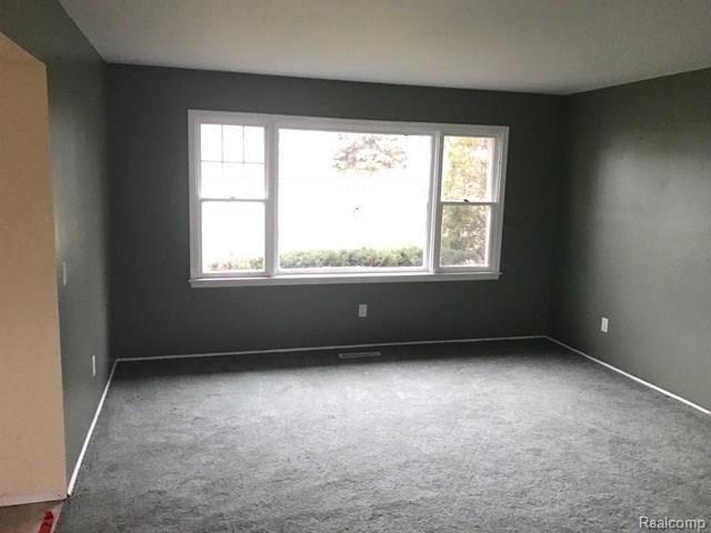 3127 Red Barn Road Flint, MI 48507 - Photo 13 of 49