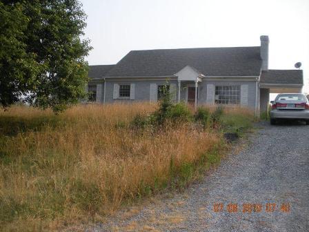 1039 Alum Springs Road Forest, VA 24551 - Photo 1 of 5 Front view of home