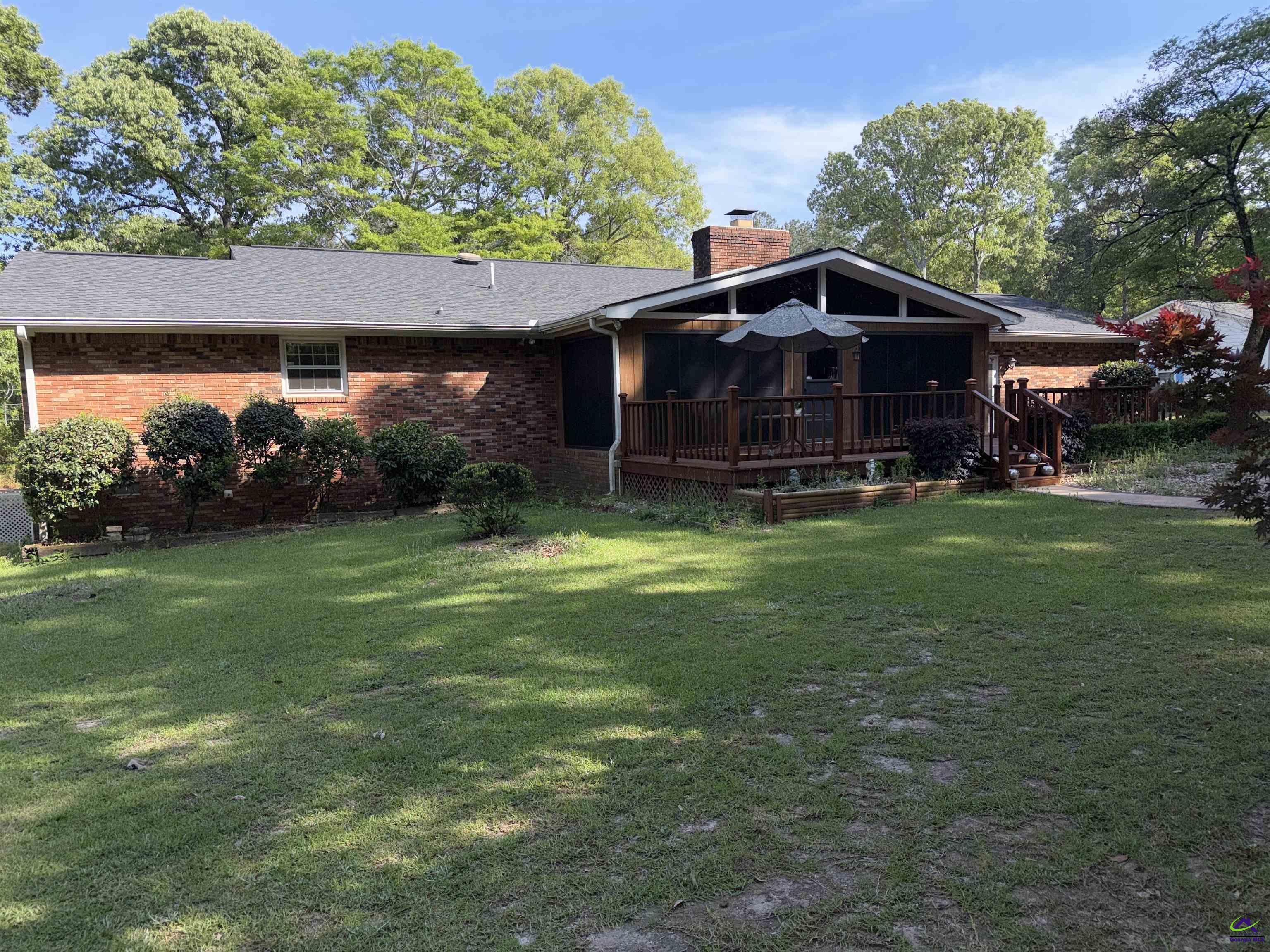 249 Hatcher Road Warner Robins, GA 31088 - Photo 8 of 25 a view of a house with a yard