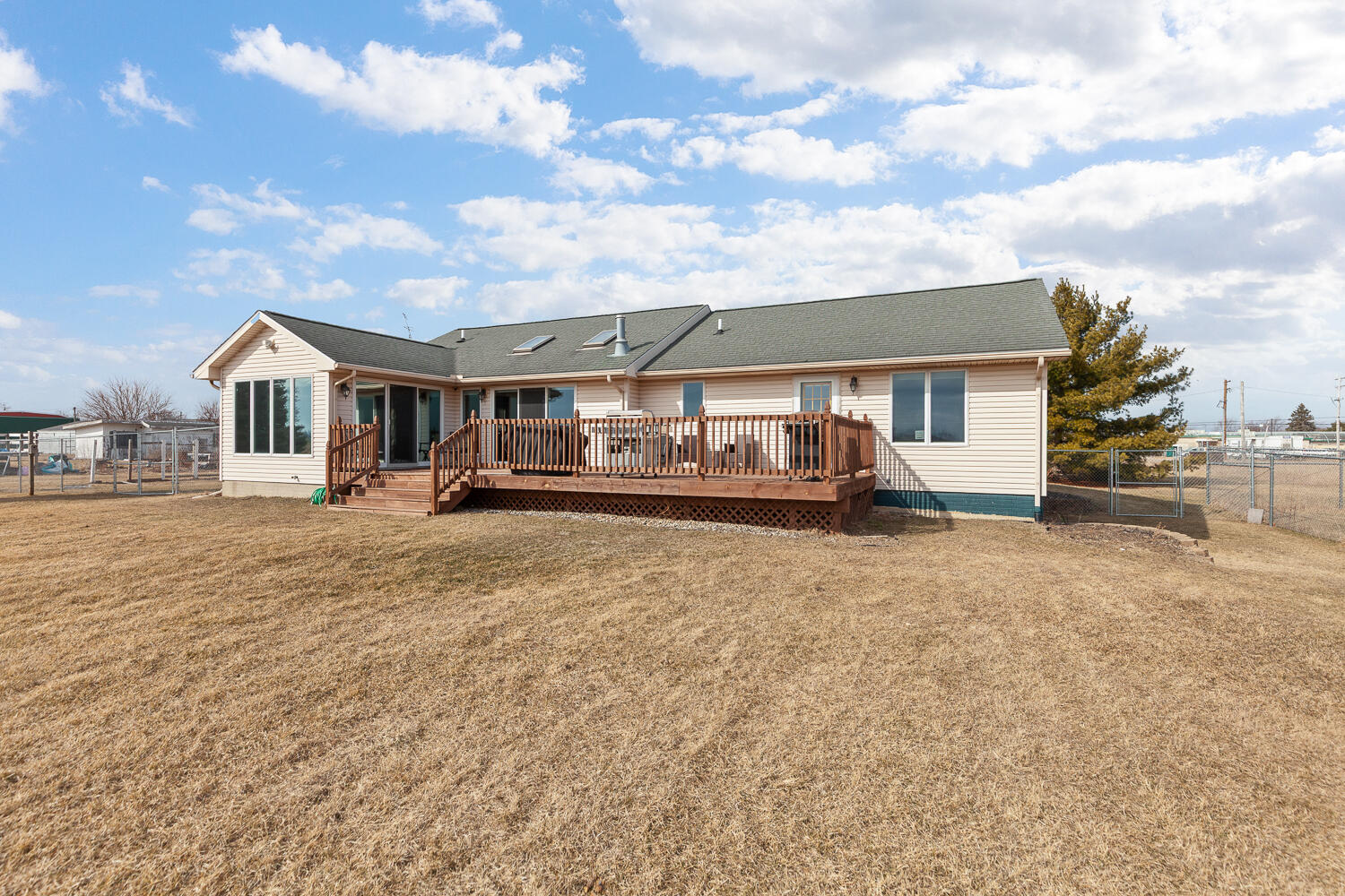 2455 West Cadmus Road Adrian, MI 49221 - Photo 40 of 42 2455 W Cadmus Rd - 1039