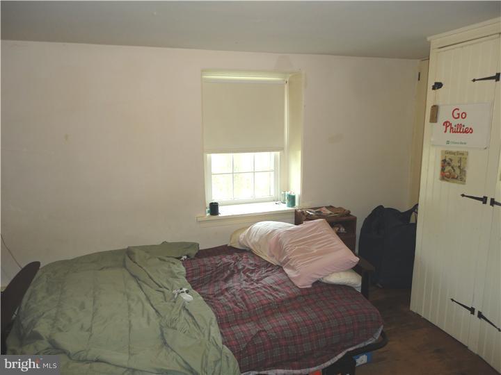 7558 Ridge Avenue Philadelphia, PA 19128 - Photo 11 of 25 Bedroom - Main