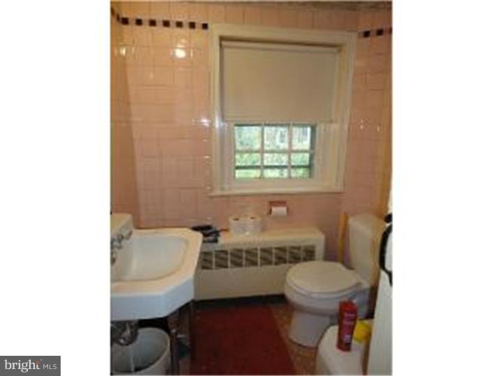 7558 Ridge Avenue Philadelphia, PA 19128 - Photo 16 of 25 Bathroom