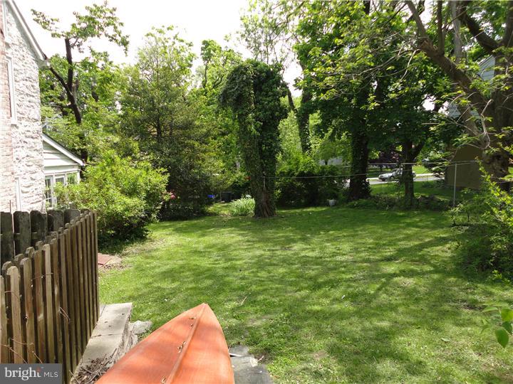7558 Ridge Avenue Philadelphia, PA 19128 - Photo 17 of 25 Back Yard