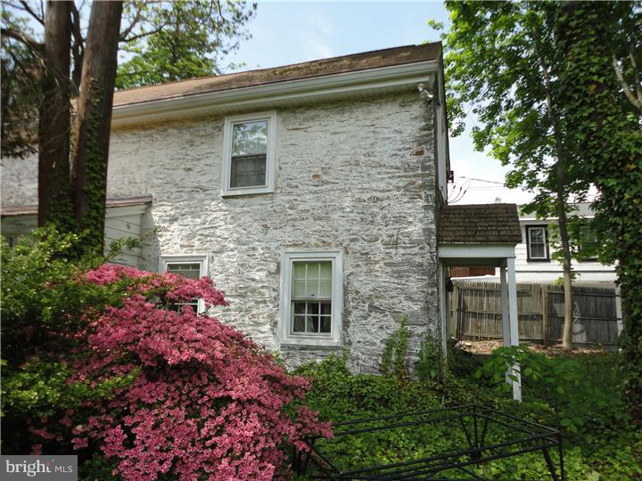 7558 Ridge Avenue Philadelphia, PA 19128 - Photo 20 of 25 Exterior Side