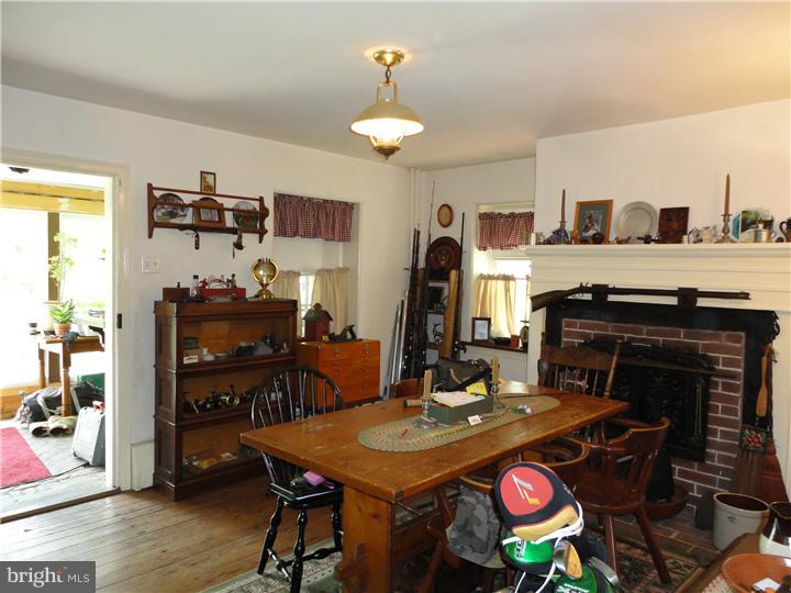 7558 Ridge Avenue Philadelphia, PA 19128 - Photo 5 of 25 Dining Room
