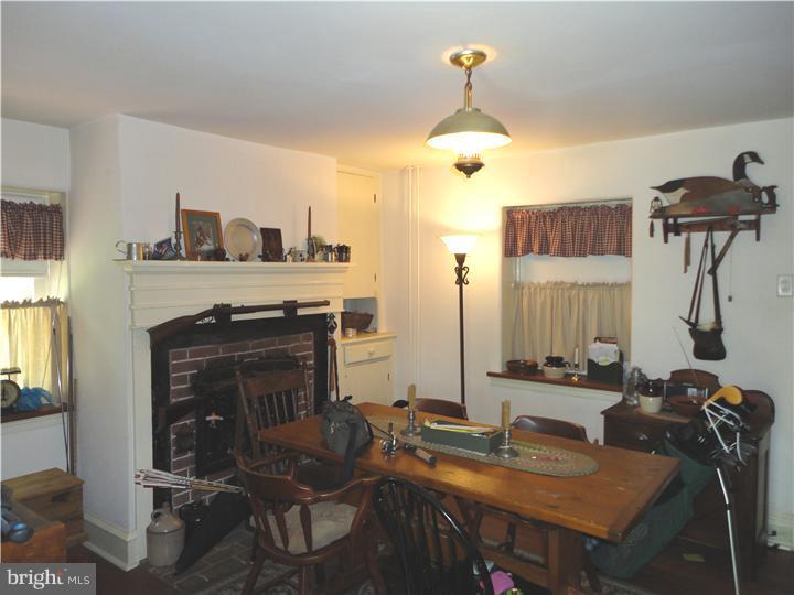 7558 Ridge Avenue Philadelphia, PA 19128 - Photo 6 of 25 Dining Room