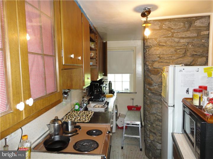 7558 Ridge Avenue Philadelphia, PA 19128 - Photo 7 of 25 Kitchen
