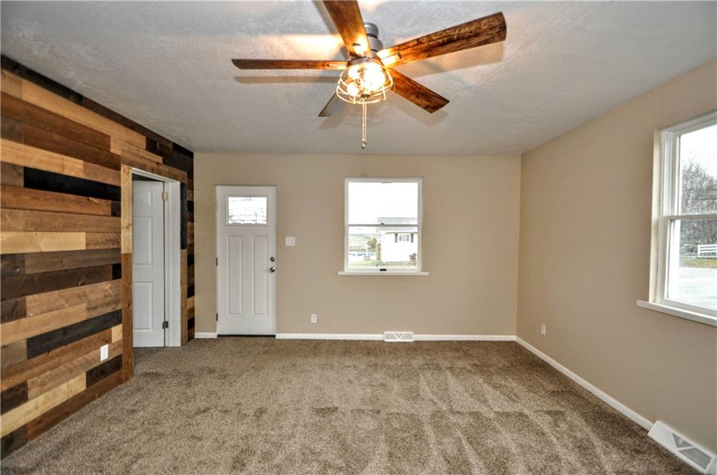 403 Rostraver Road Belle Vernon, PA 15012 - Photo 4 of 25 Gallery Image 4