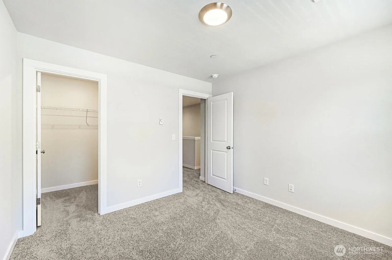 13117 3rd Avenue Southeast, Unit D5 Everett, WA 98208 - Photo 11 of 22 a view of an empty room