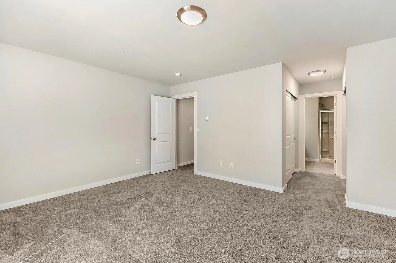 13117 3rd Avenue Southeast, Unit D5 Everett, WA 98208 - Photo 17 of 22 a view of an empty room
