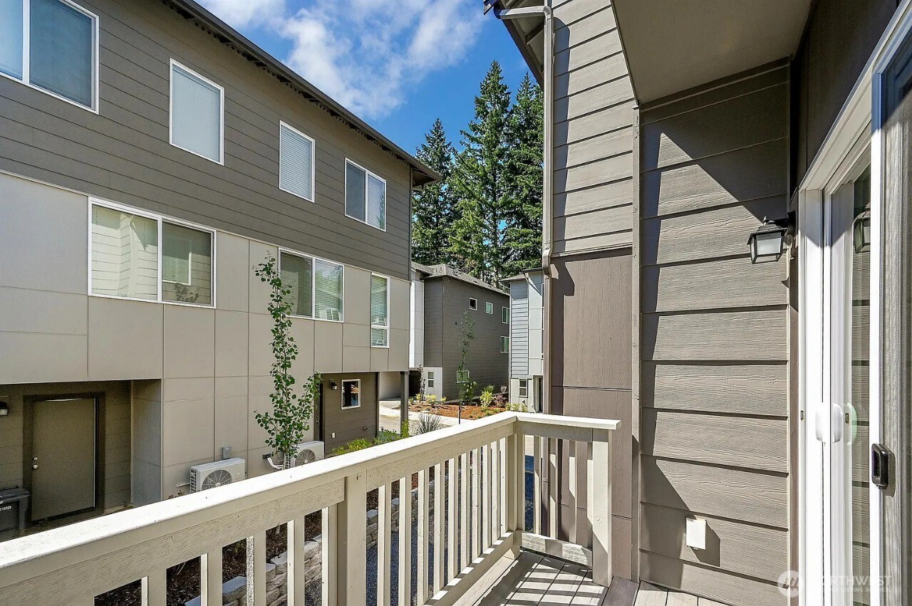 13117 3rd Avenue Southeast, Unit D5 Everett, WA 98208 - Photo 10 of 22 a view of a balcony with an outdoor space