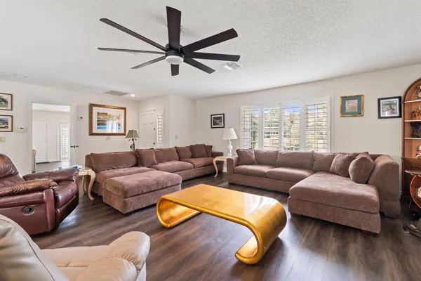 $3,500,000 | 16411 Jupiter Farms Road, Jupiter, FL 33478