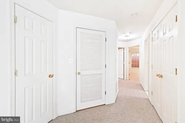 $595,000 | 8856 Ashgrove House Lane, Unit 102, Vienna, VA 22182