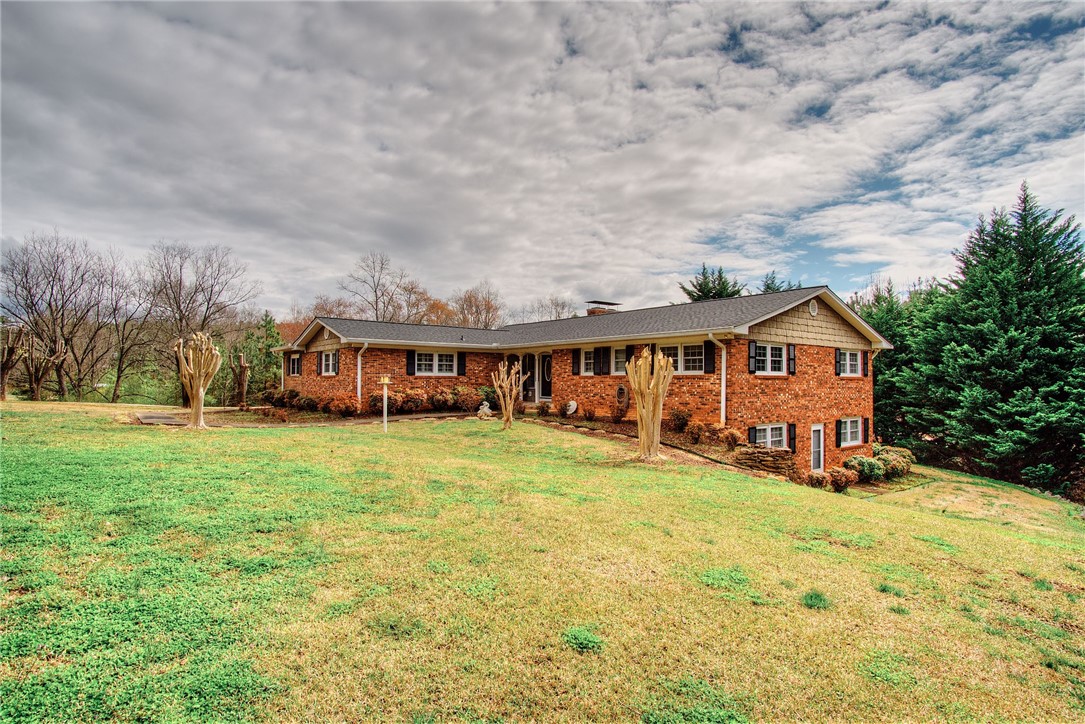 320 Mountain Springs Road West Union, SC 29696 - Photo 1 of 50 Gallery Image 1