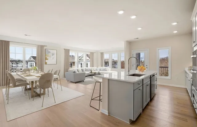 $883,920 | 320 Martins Landing, Unit 406, North Reading, MA 01864