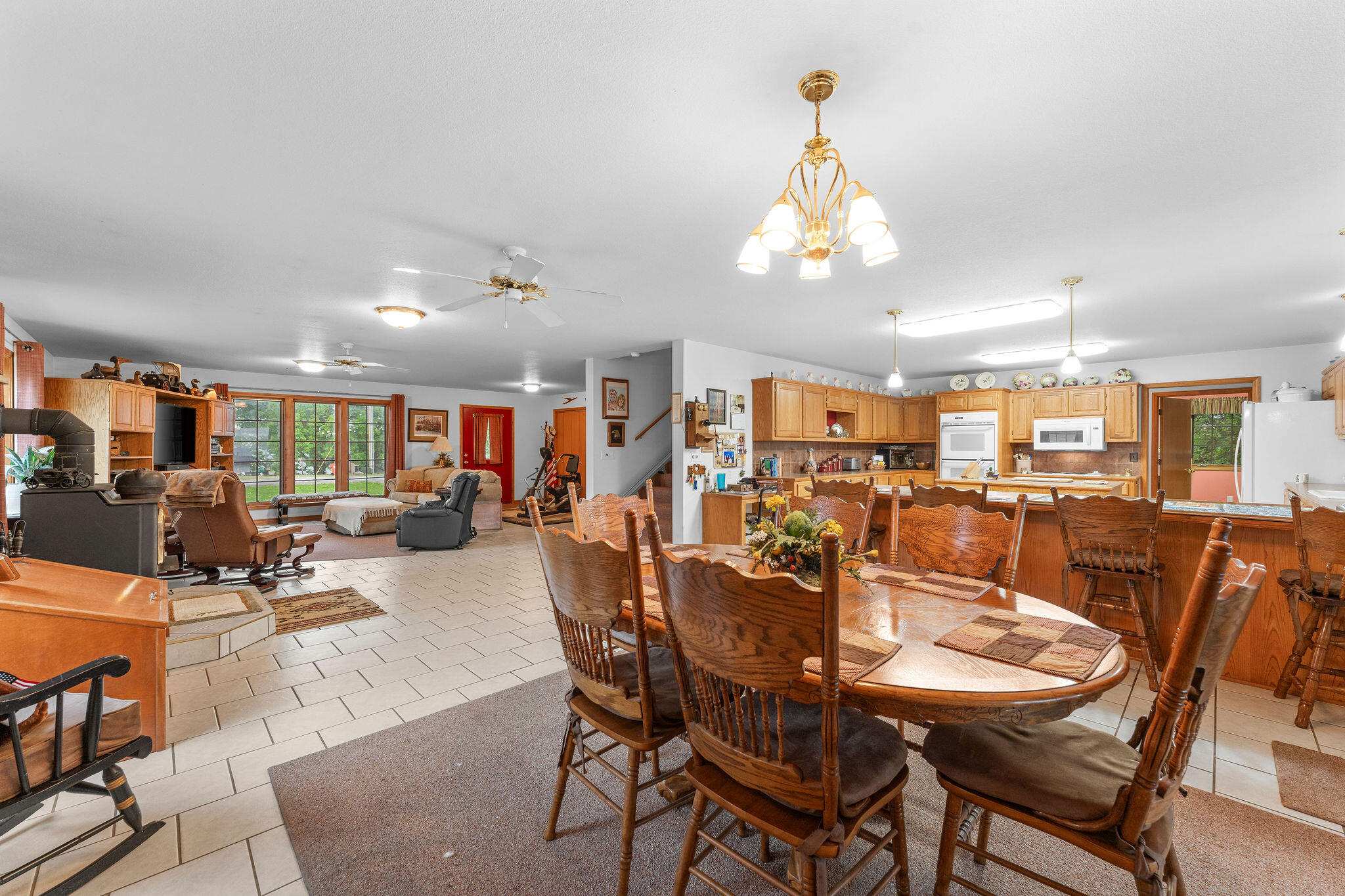 22821 Needles Eye Road Shell Knob, MO 65747 - Photo 16 of 60 Living Dining Kitchen