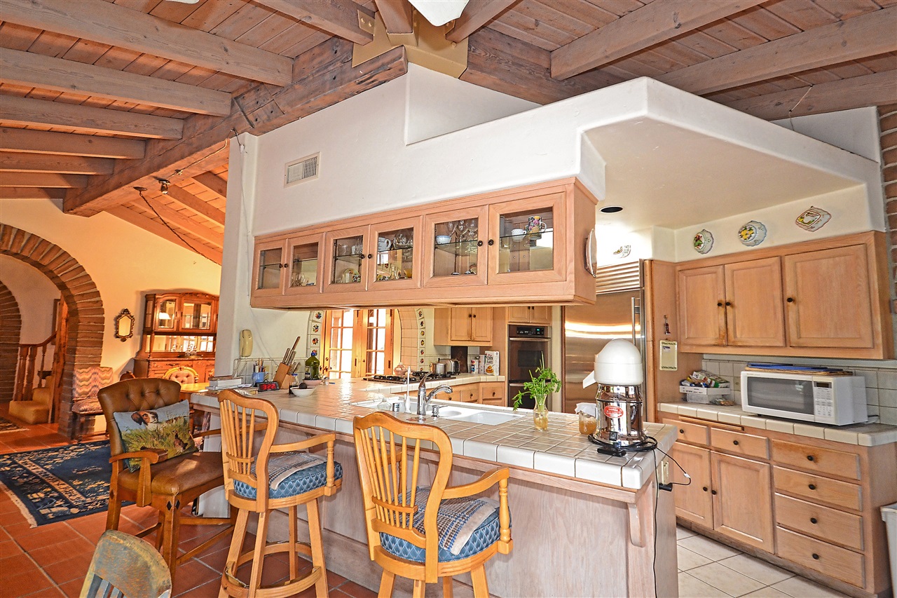 36880 Magee Road Pala, CA 92059 - Photo 15 of 25 KITCHEN.